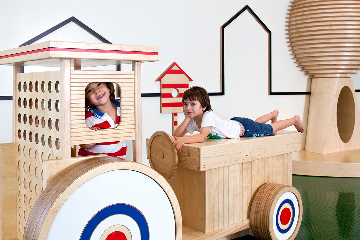 幼兒園游樂(lè)區(qū)設(shè)計(jì)有哪些原則？